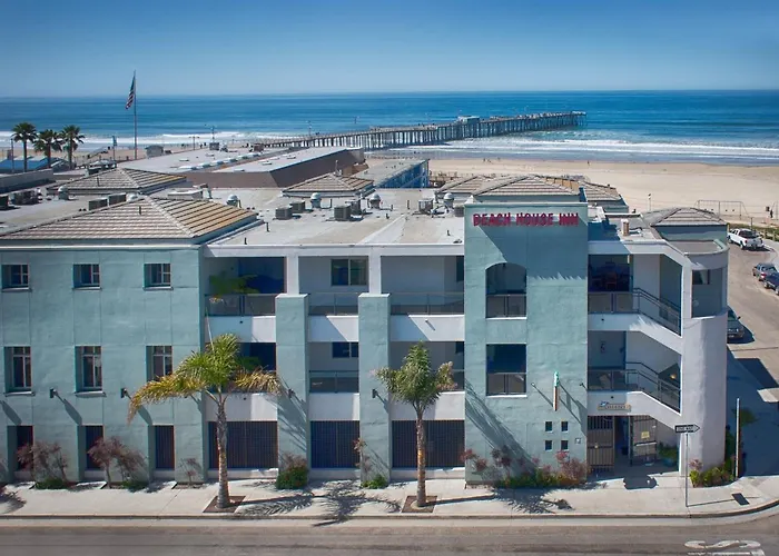 Beach House Inn & Suites